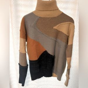 FRNCH Turtleneck sweater in multi color abstract size S/M